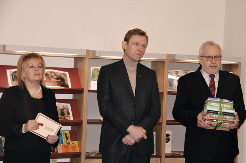 Aldona Jeleniauskienė, kultūros ministras Šarūnas Birutis, Kęstutis Urba Aldona Jeleniauskienė, kultūros ministras Šarūnas Birutis, Kęstutis Urba