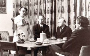 Sonė Tomarienė, Mykolas Sluckis, Juozas Baltušis, Alfonsas Maldonis. 1970 m. Sonė Tomarienė, Mykolas Sluckis, Juozas Baltušis, Alfonsas Maldonis. 1970 m.