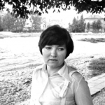 Birutė Vėlyvytė pirmajai knygai išėjus. 1979 m. Fotografas – A. Žižiūnas. Varėnos viešosios bibliotekos archyvo nuotr.